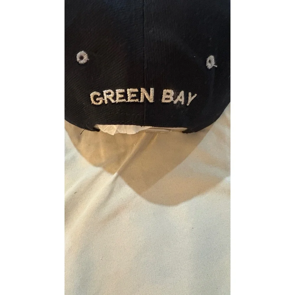 New League Green Bay Snapback Baseball‎ Cap Silver Snake Texture Brim